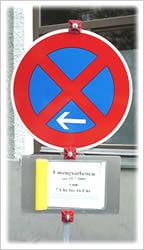 Halteverbot, Halteverbotszone, Halteverbotsschild, Schild, Verkehrsschild, Verkehrszeichen,  Halteverbotsschild Mieten, Verleih, Ausleihen, München, Miete, Kaution, Haltverbotsschild, Schild